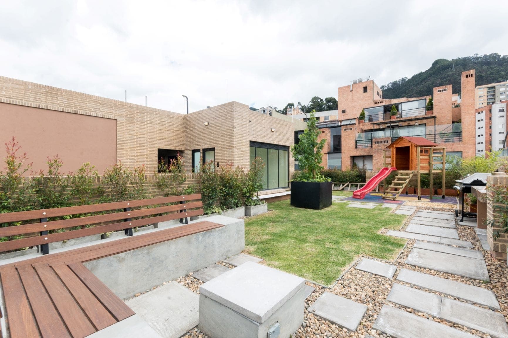 RESIDENCIAL 4TA AV — imagen 3